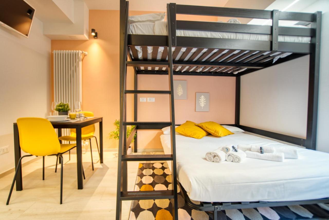 Appartamento Suzzani 273 Milano