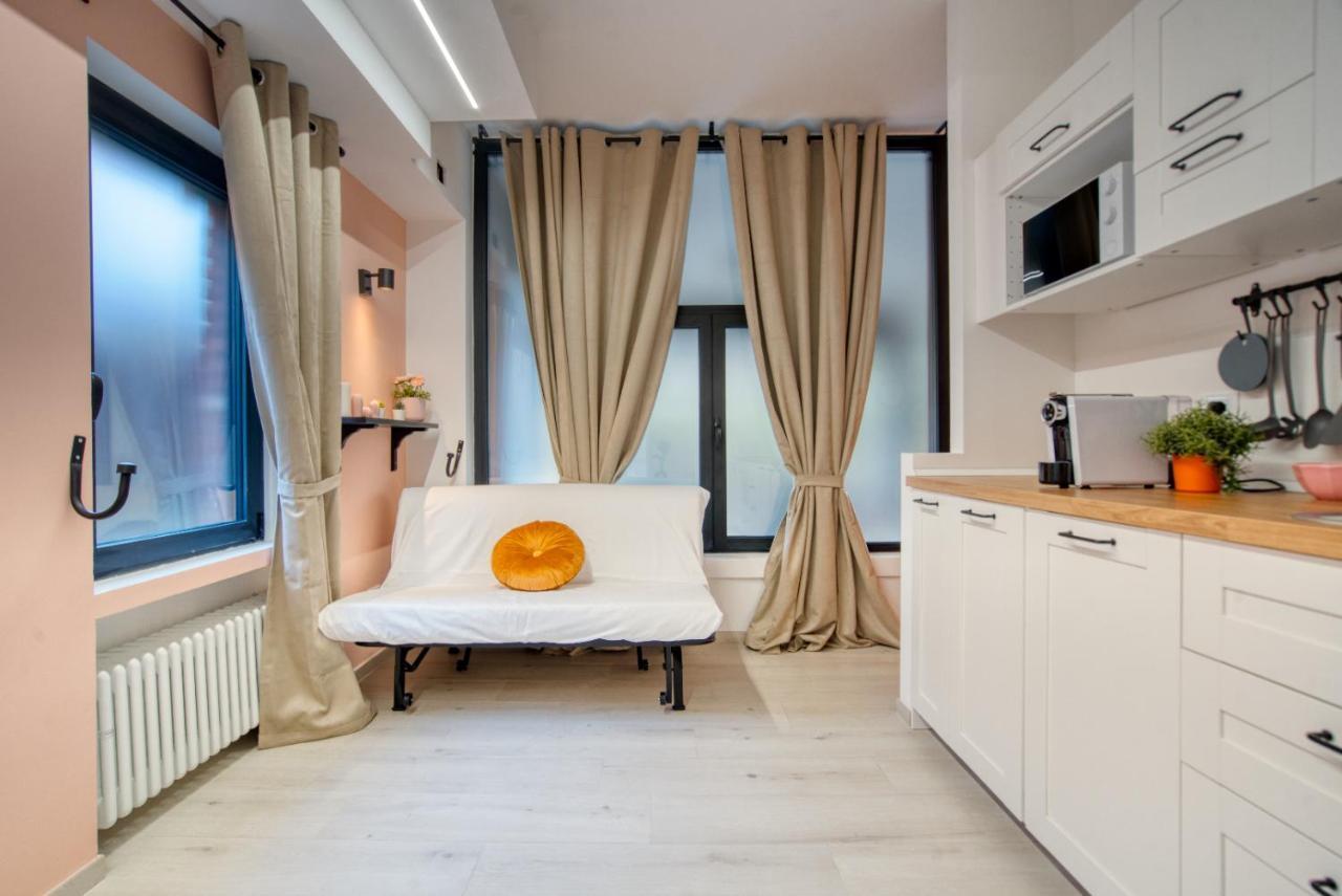 Appartamento Suzzani 273 *