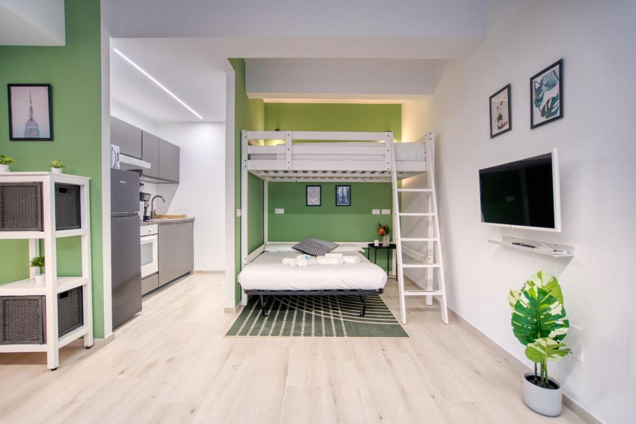 Suzzani 273 * Milano